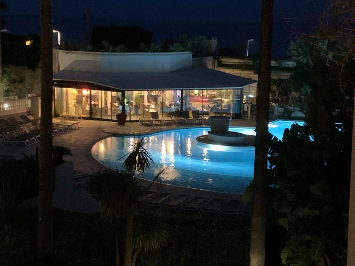 Le Palm Azur - Vue Mer Sur Les Iles De Lerins Cannes Exterior foto